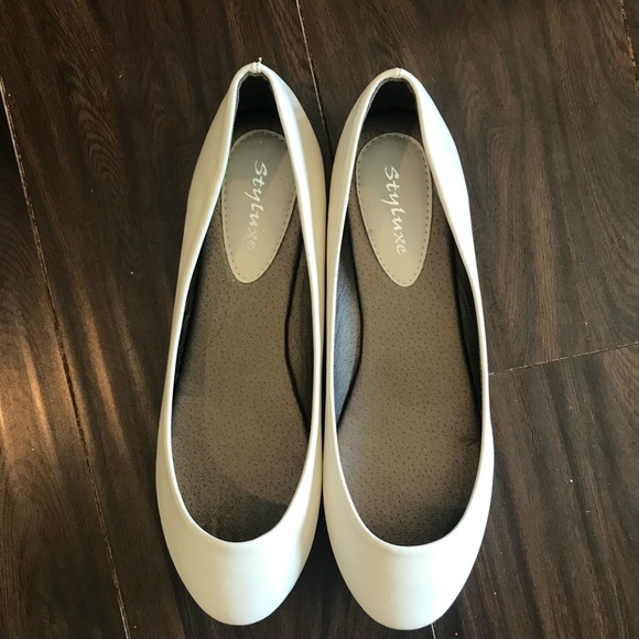 Shoes Women White Ballet Flats Poshmark